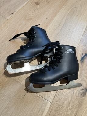 Lake Placid Unisex Figure Ice Skates - Black- Youth Size 12 Excellent Condition